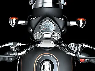 Used 2026 Royal Enfield Bullet 350 Black Gold Black Gold - Interior and Exterior details 7