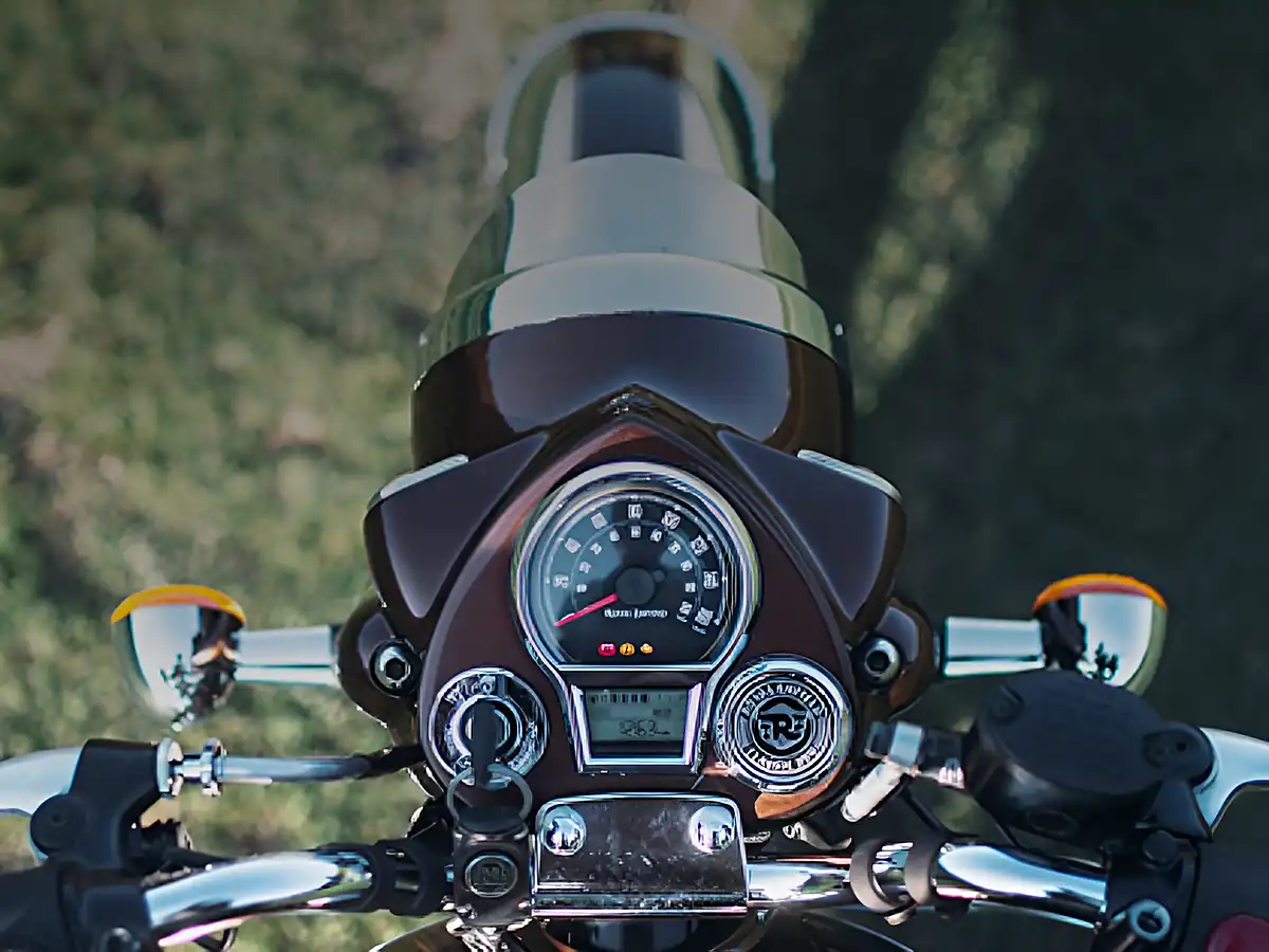 Used 2026 Royal Enfield Classic 350 Stealth Black - Interior and Exterior details 13