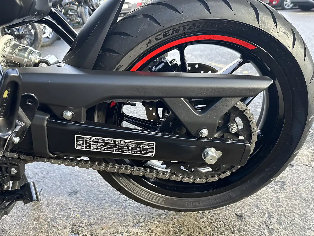 Used 2026 Royal Enfield Guerrilla 450 Apex Grey and Black - Interior and Exterior details 19