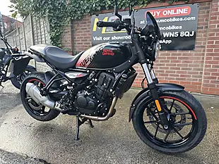 Used 2026 Royal Enfield Guerrilla 450 Apex Grey and Black - Interior and Exterior details 2