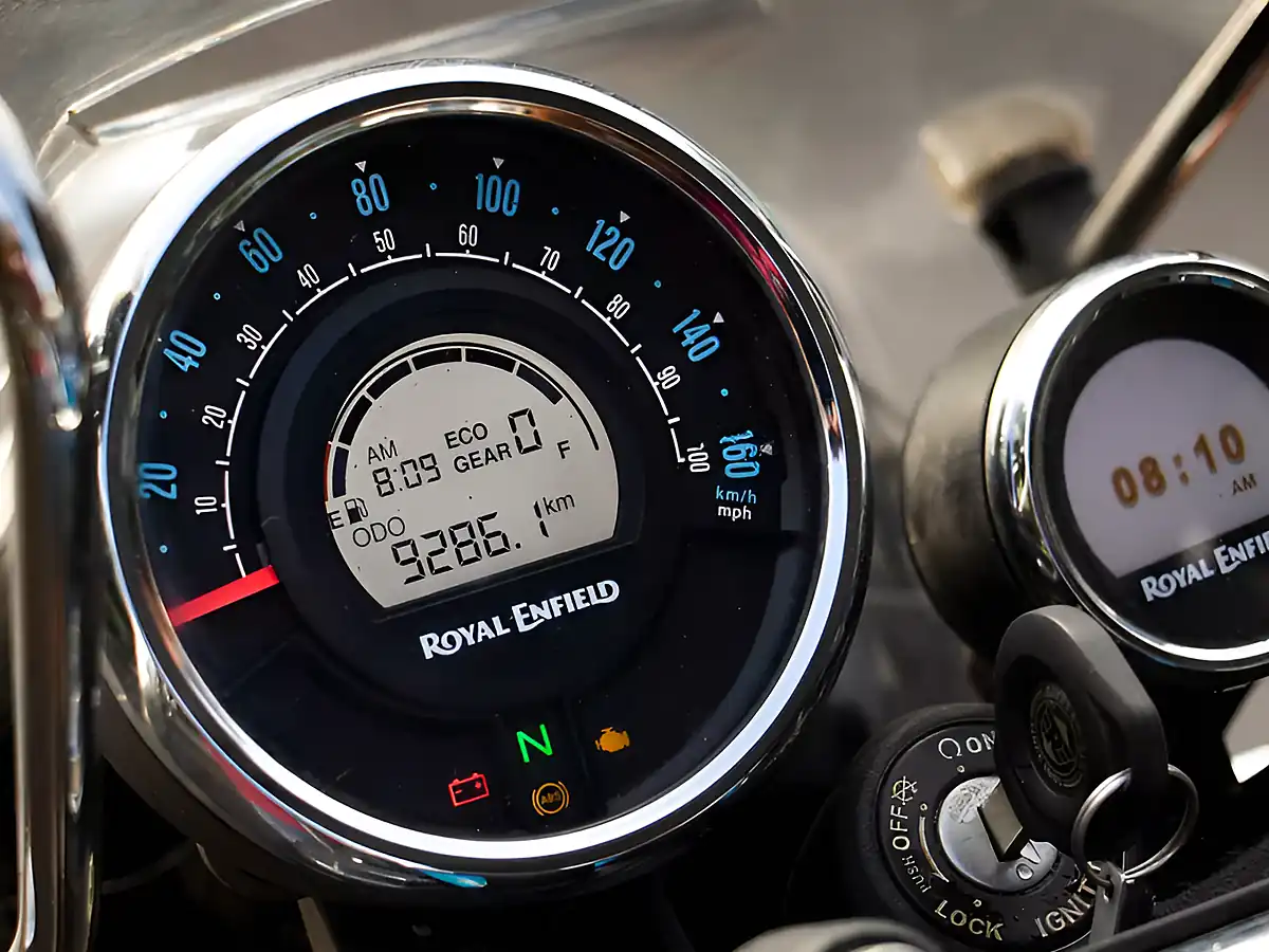 Used 2026 Royal Enfield Meteor 350 Fireball Fireball Orange - Interior and Exterior details 10