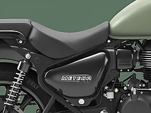 Used 2026 Royal Enfield Meteor 350 Fireball Fireball Orange - Interior and Exterior details 11