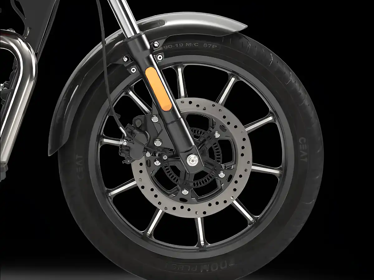 Used 2026 Royal Enfield Meteor 350 Fireball Fireball Orange - Interior and Exterior details 12