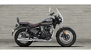 Used 2026 Royal Enfield Meteor 350 Fireball Fireball Orange - Interior and Exterior details 13