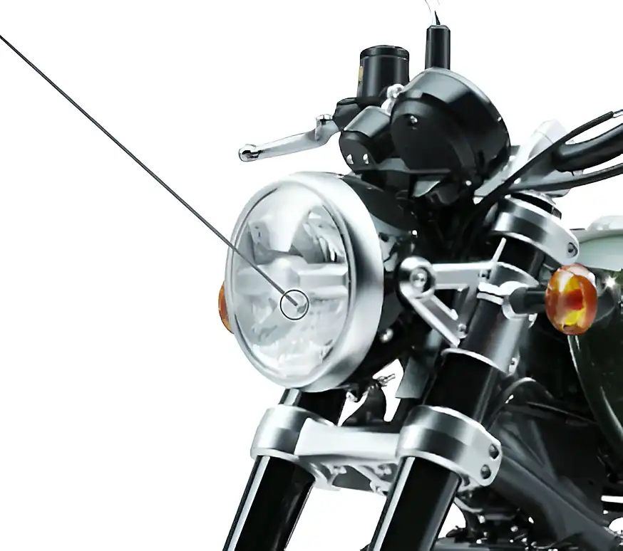 Used 2026 Royal Enfield Super Meteor 650 Celestial Celestial Red - Interior and Exterior details 7