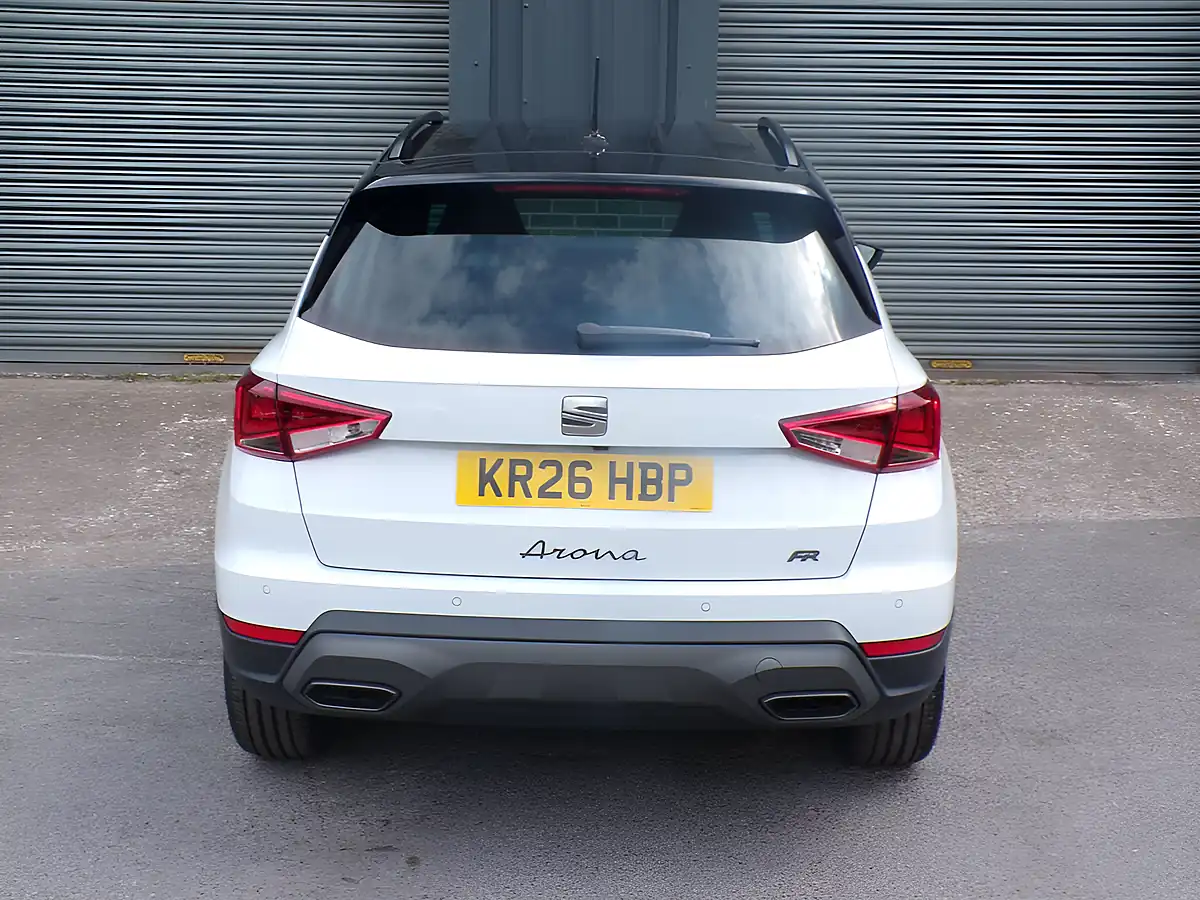 Used 2026 SEAT Arona Fr Sport White - Interior and Exterior details 8