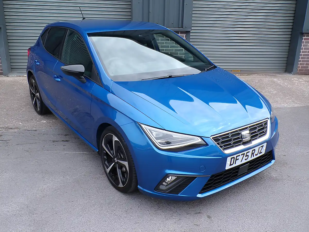 Used 2026 SEAT Ibiza Fr Sport Blue - Front View