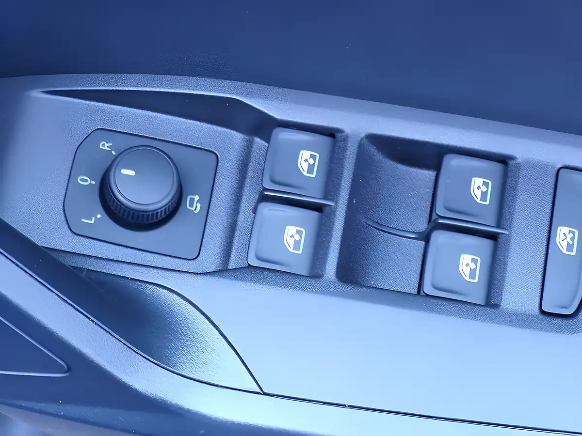 Used 2026 SEAT Ibiza Fr Sport Blue - Interior and Exterior details 12