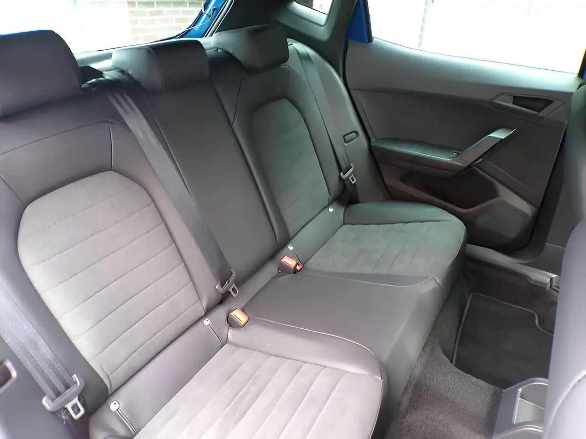 Used 2026 SEAT Ibiza Fr Sport Blue - Interior and Exterior details 17