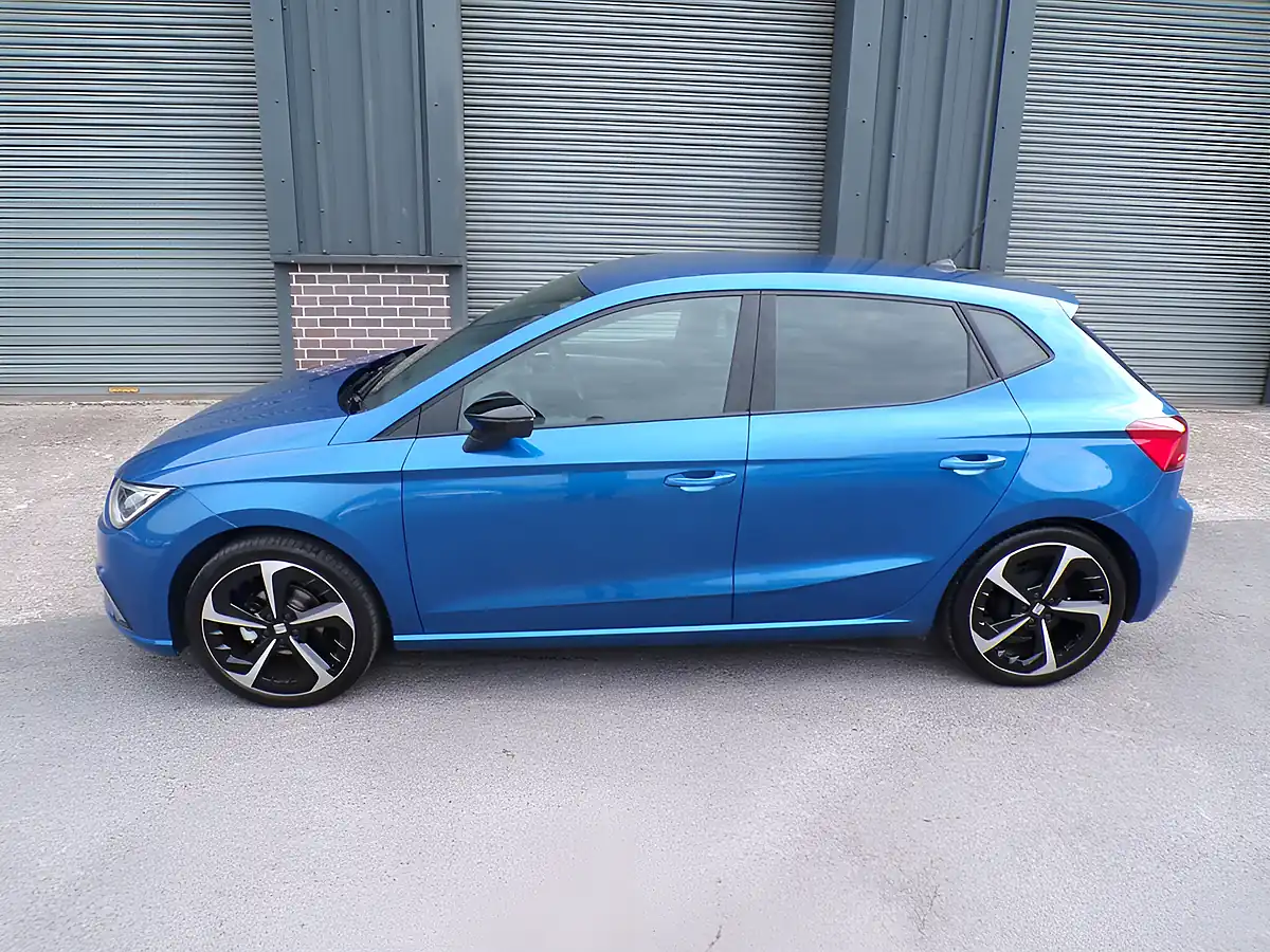 Used 2026 SEAT Ibiza Fr Sport Blue - Interior and Exterior details 6