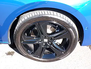 Used 2026 SEAT Leon Fr Black Edition Blue - Interior and Exterior details 16