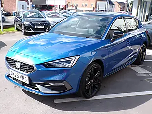 Used 2026 SEAT Leon Fr Black Edition Blue - Interior and Exterior details 4