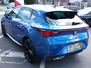Used 2026 SEAT Leon Fr Black Edition Blue - Interior and Exterior details 5