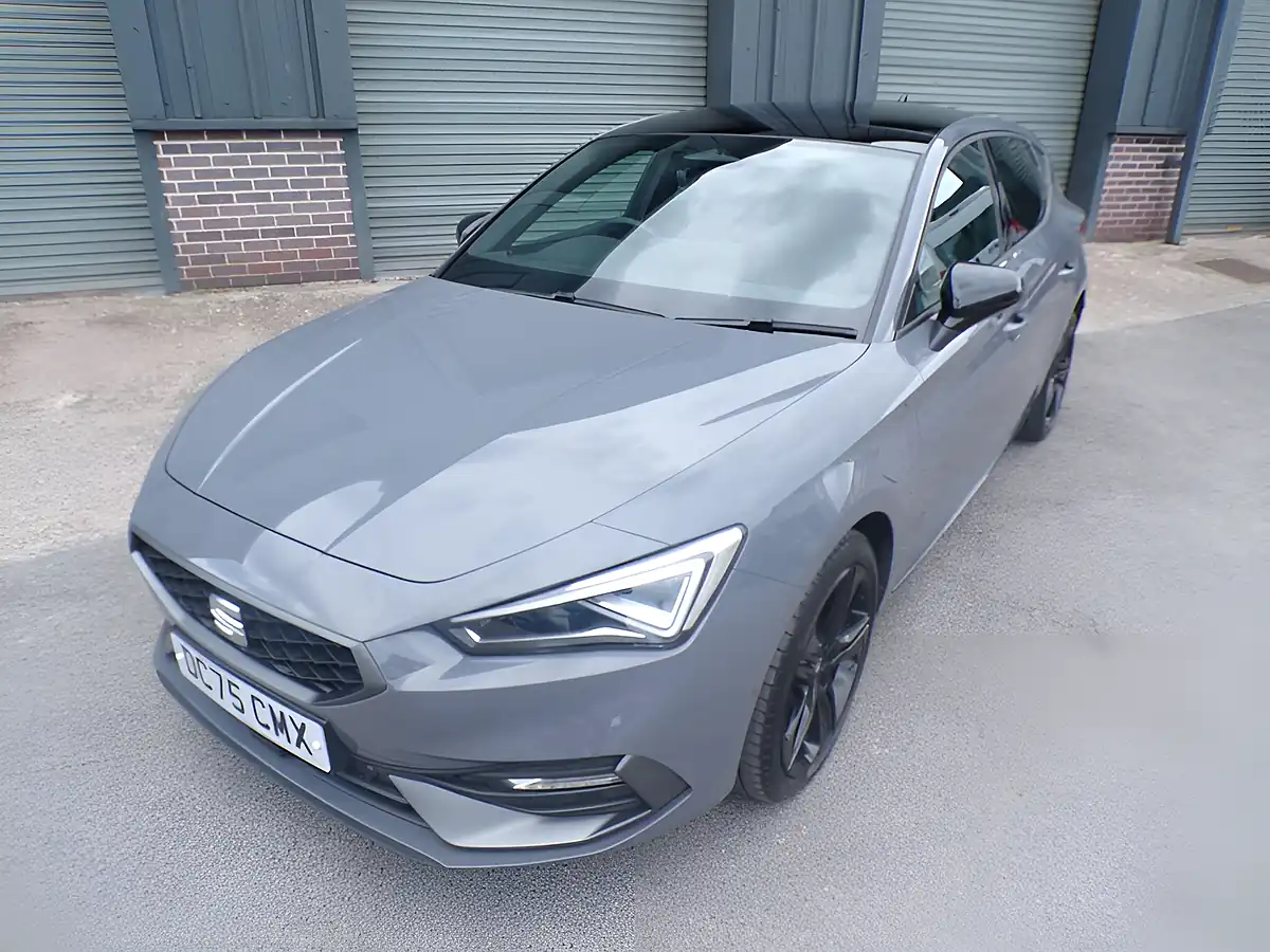 Used 2026 SEAT Leon Fr Black Edition Grey - Interior and Exterior details 3