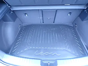 Used 2026 SEAT Leon Fr Black Edition Grey - Interior and Exterior details 6