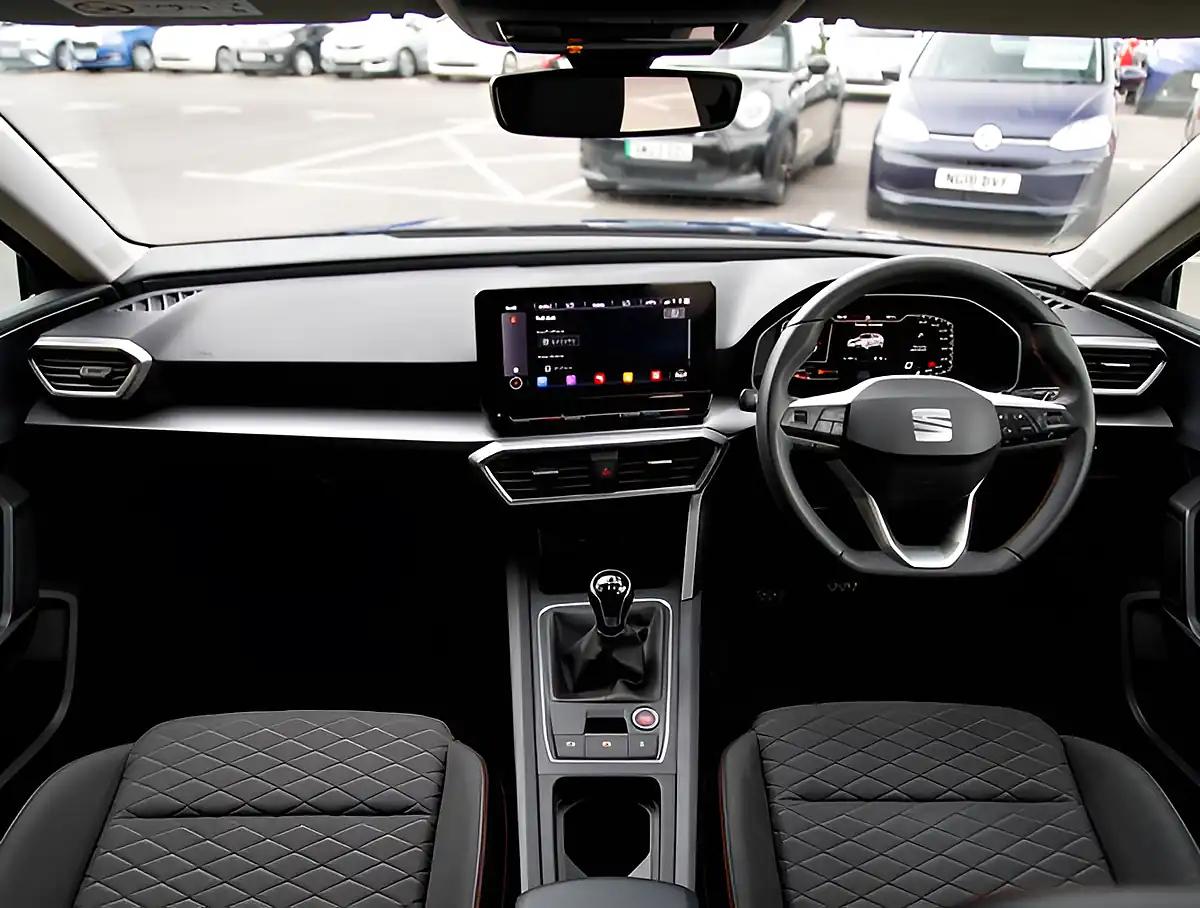Used 2026 SEAT Leon Fr Blue - Interior and Exterior details 3