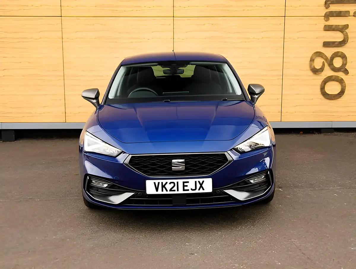 Used 2026 SEAT Leon Fr Blue - Interior and Exterior details 5