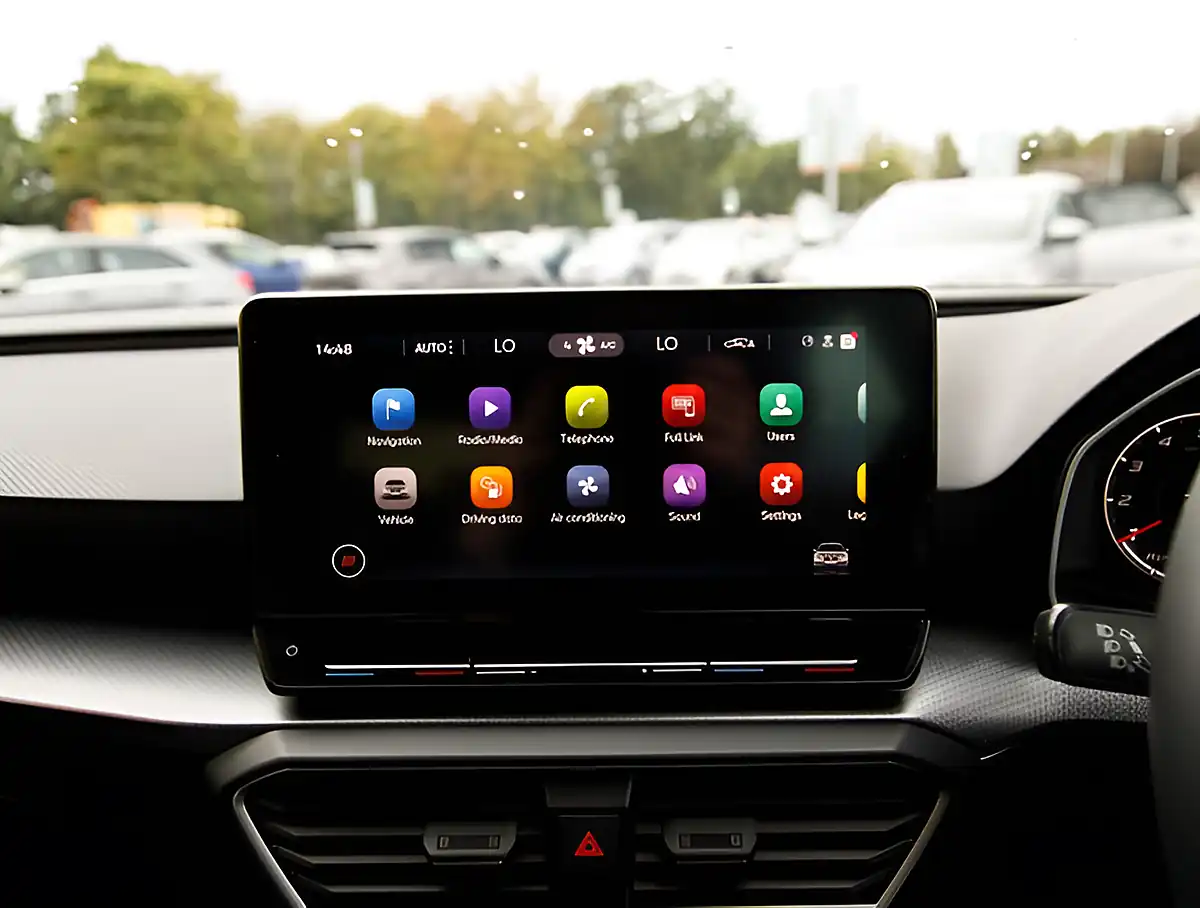 Used 2026 SEAT Leon Se Dynamic White - Interior and Exterior details 13