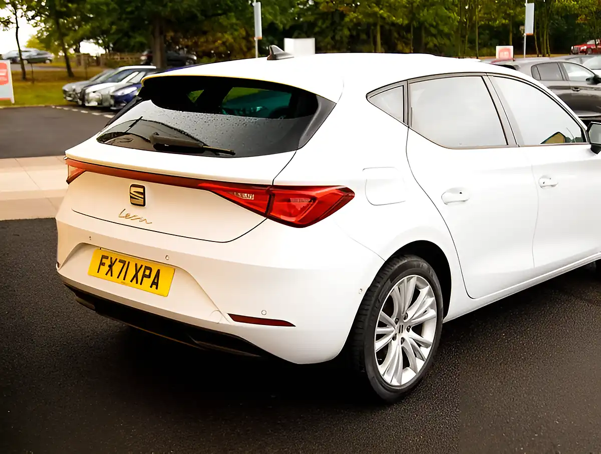Used 2026 SEAT Leon Se Dynamic White - Interior and Exterior details 7