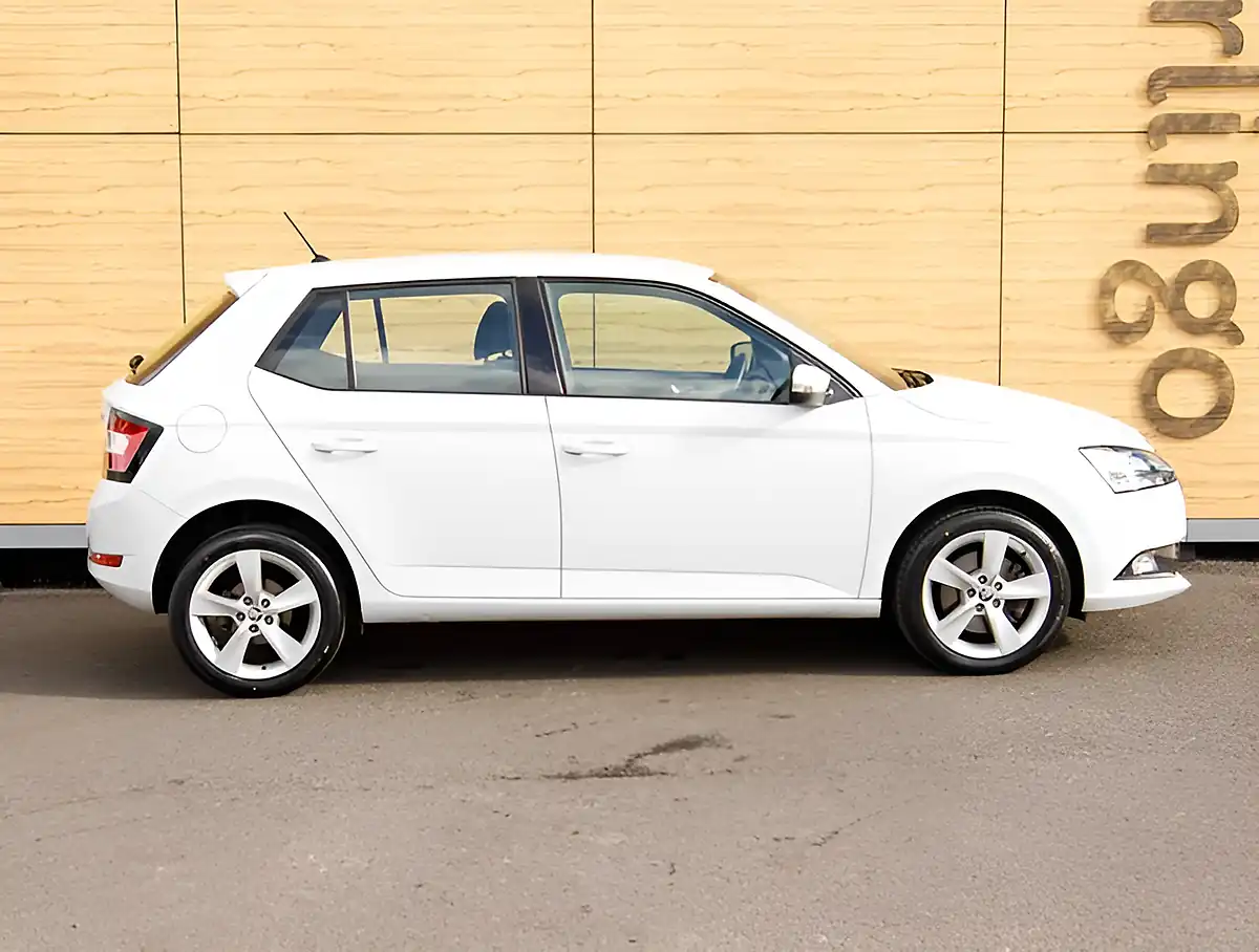 Used 2026 Skoda Fabia Se L White - Interior and Exterior details 8