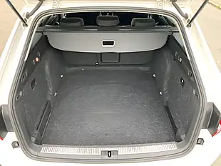 Used 2026 Skoda Superb Se White - Interior and Exterior details 11