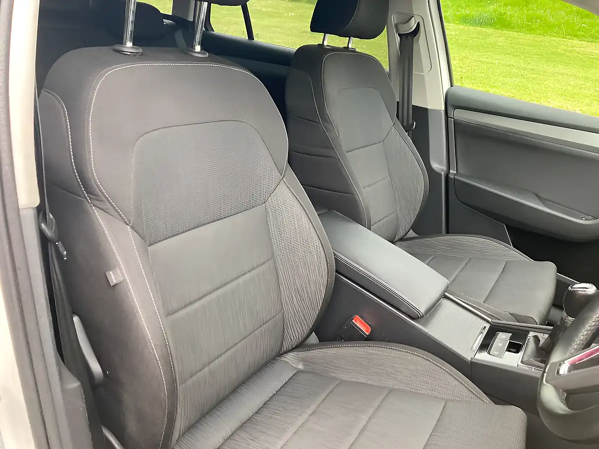 Used 2026 Skoda Superb Se White - Interior and Exterior details 14