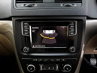 Used 2026 Skoda Yeti Outdoor Se L Black - Interior and Exterior details 16