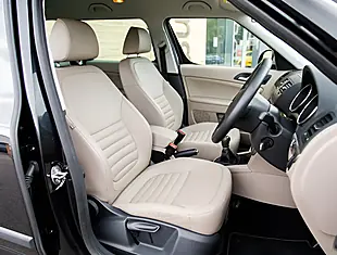 Used 2026 Skoda Yeti Outdoor Se L Black - Interior and Exterior details 17