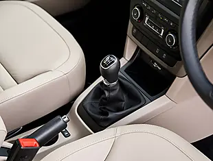 Used 2026 Skoda Yeti Outdoor Se L Black - Interior and Exterior details 18