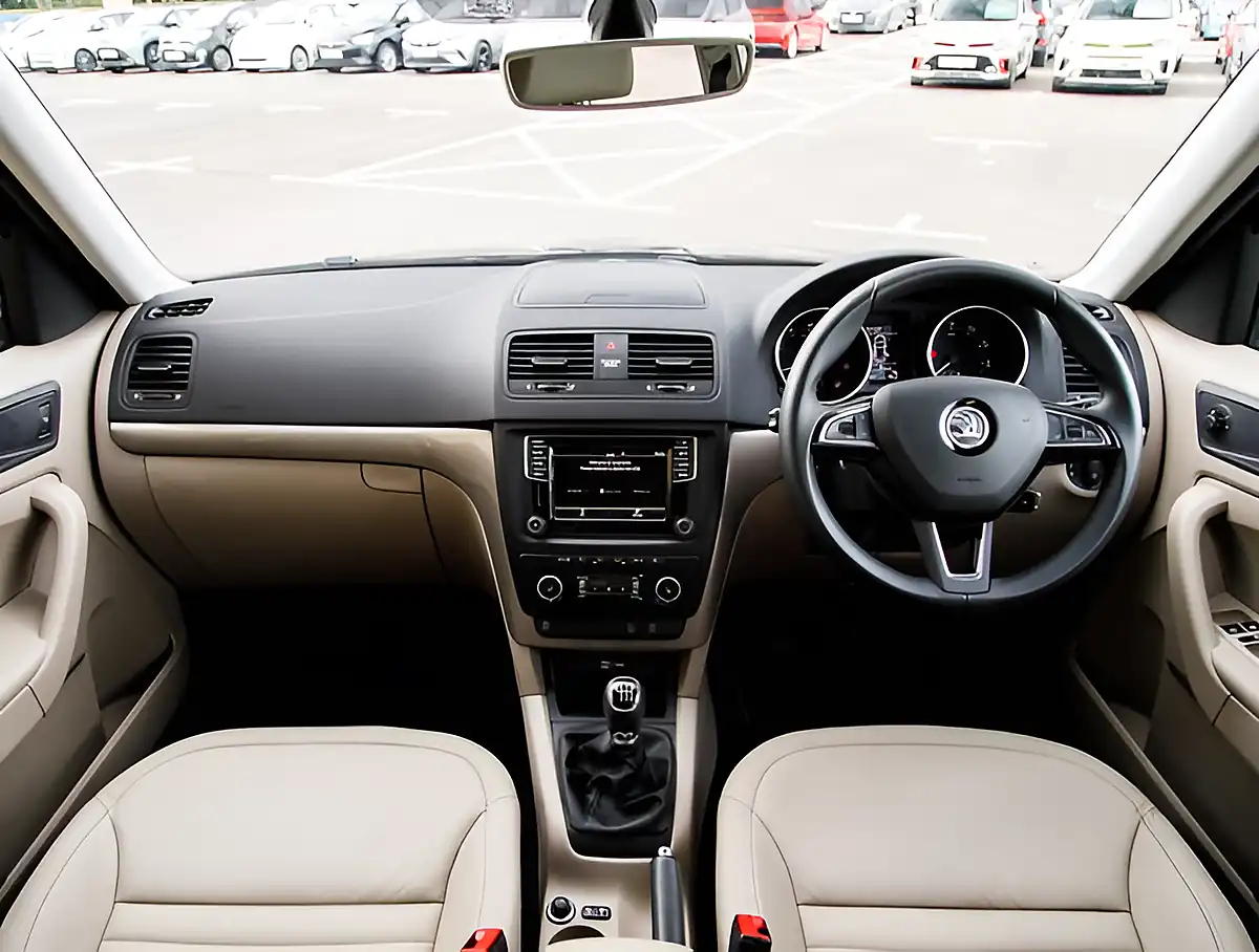 Used 2026 Skoda Yeti Outdoor Se L Black - Interior and Exterior details 3