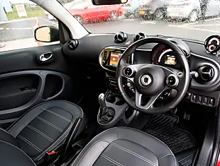 Used 2026 Smart Fortwo Coupe Prime Premium Red - Interior and Exterior details 4