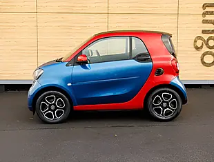 Used 2026 Smart Fortwo Coupe Prime Premium Red - Interior and Exterior details 9