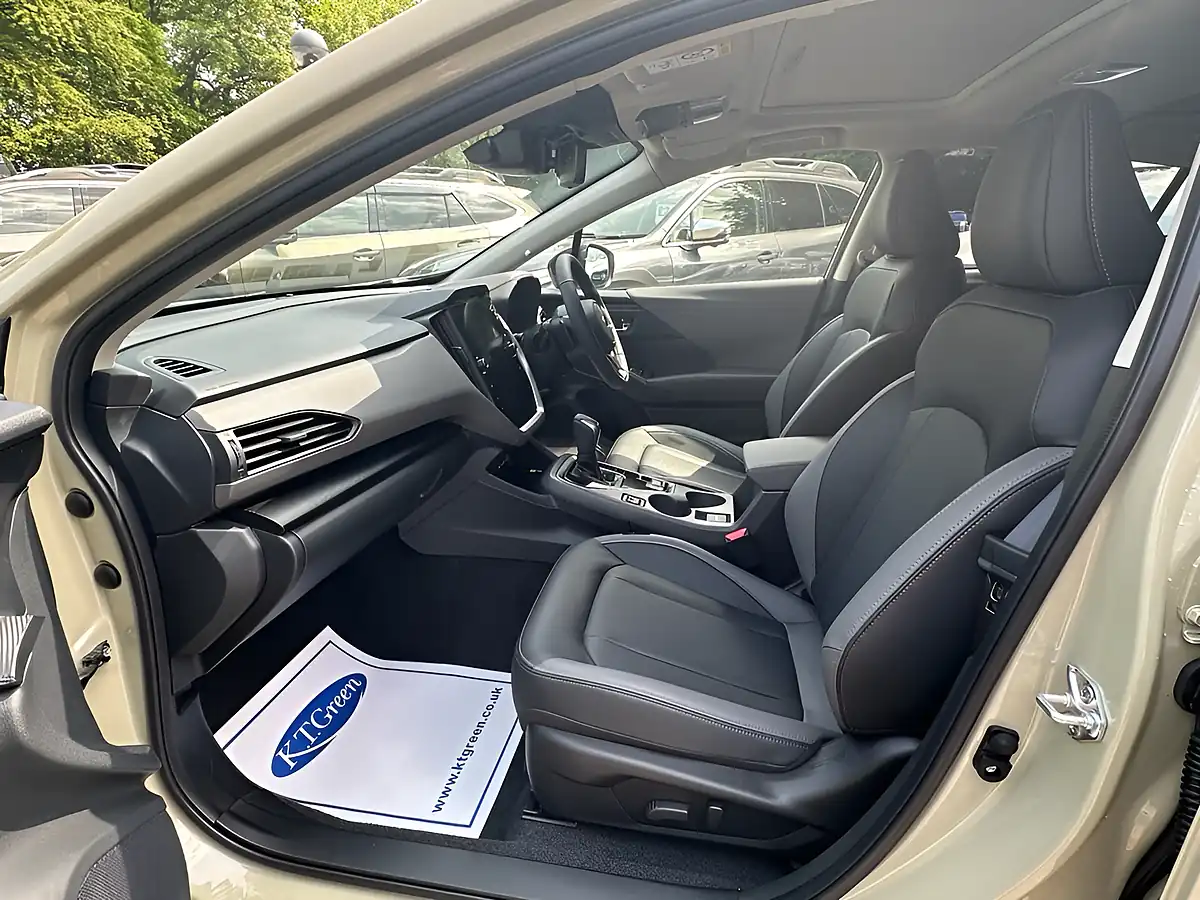 Used 2026 Subaru Crosstrek Touring Beige - Interior and Exterior details 11