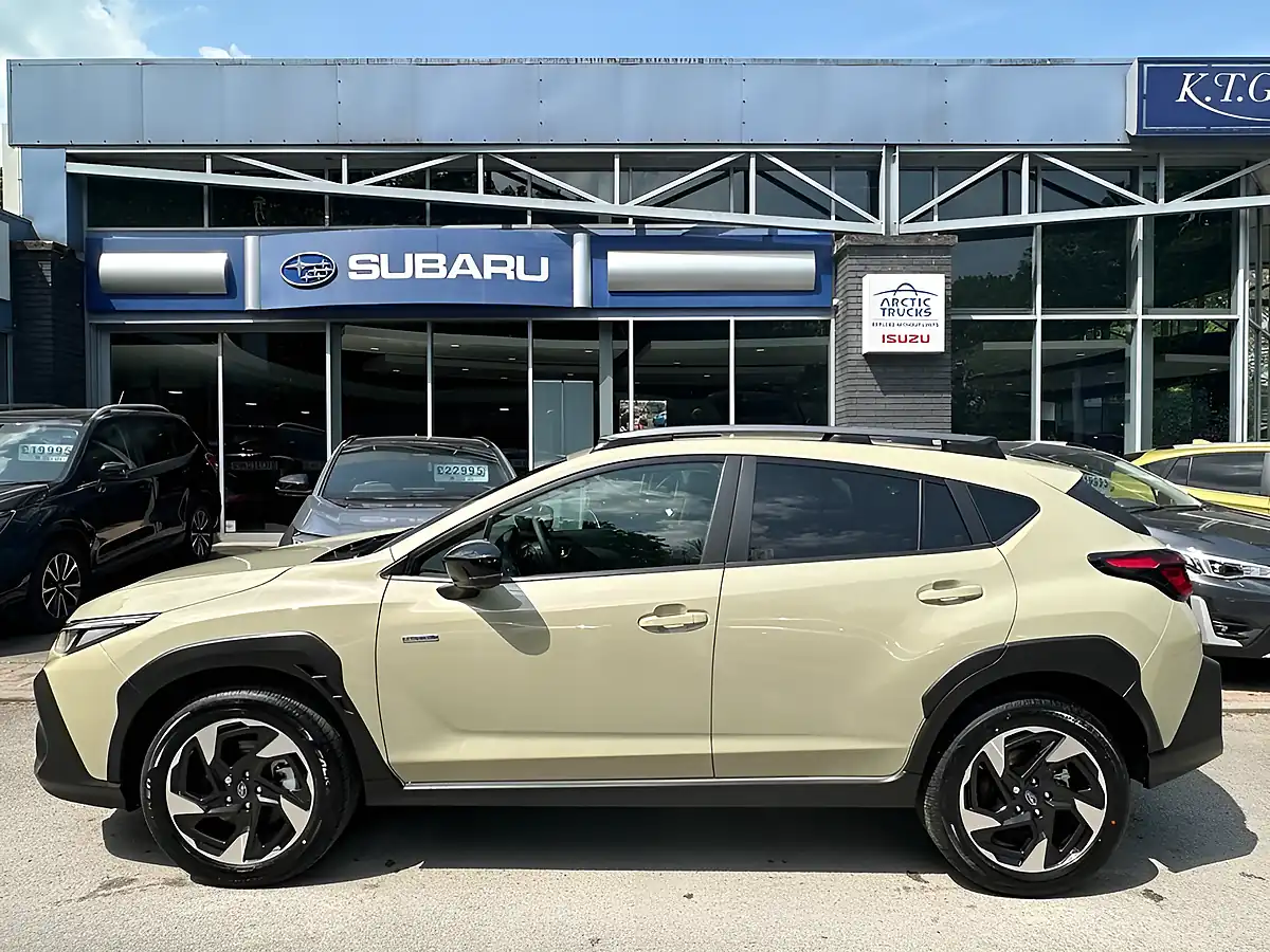 Used 2026 Subaru Crosstrek Touring Beige - Interior and Exterior details 2
