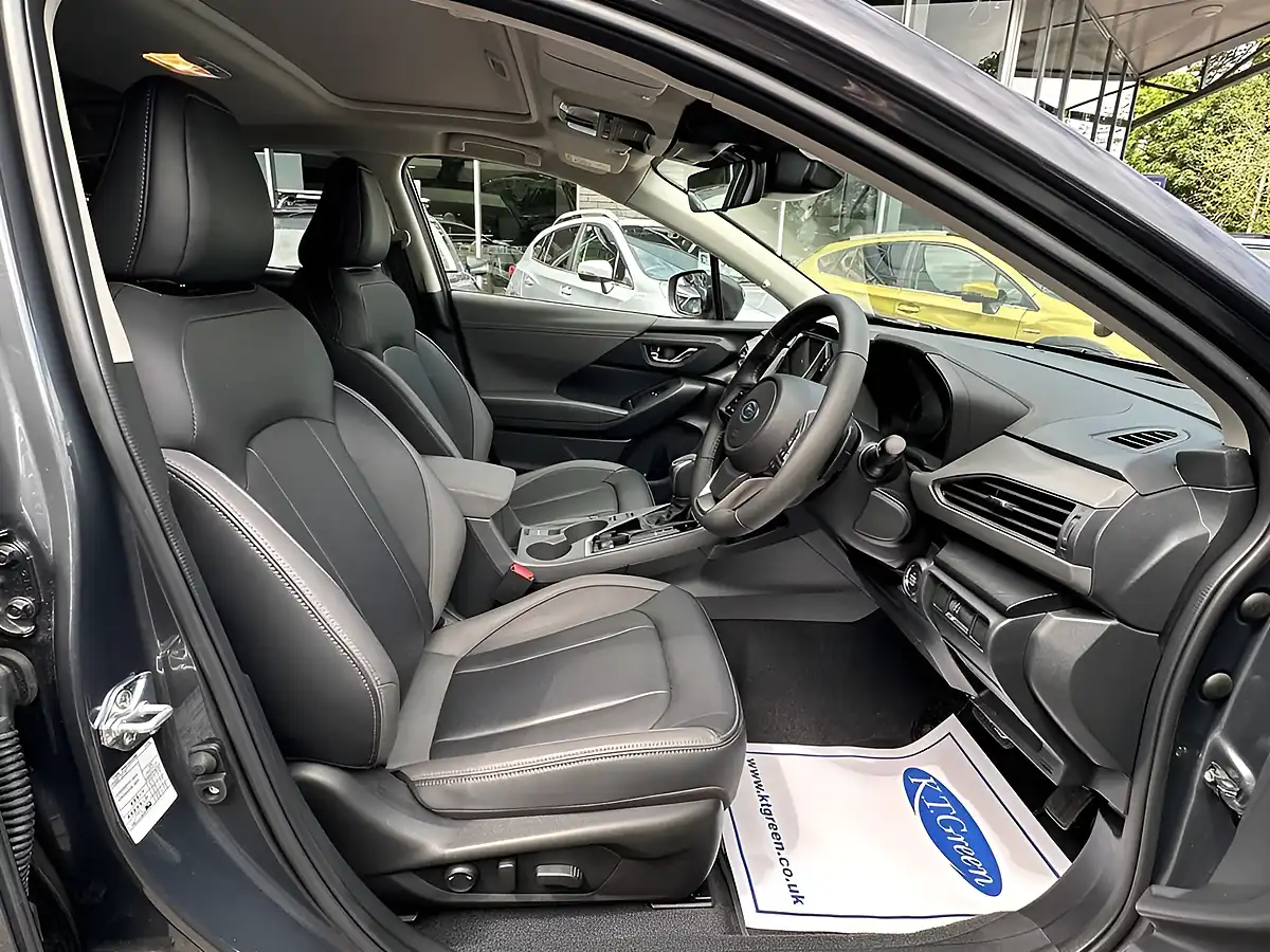 Used 2026 Subaru Crosstrek Touring Magnetite Grey - Interior and Exterior details 7