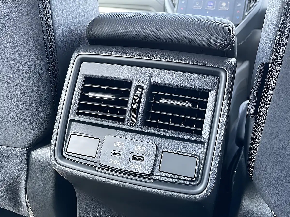 Used 2026 Subaru Forester Limited - Interior and Exterior details 10