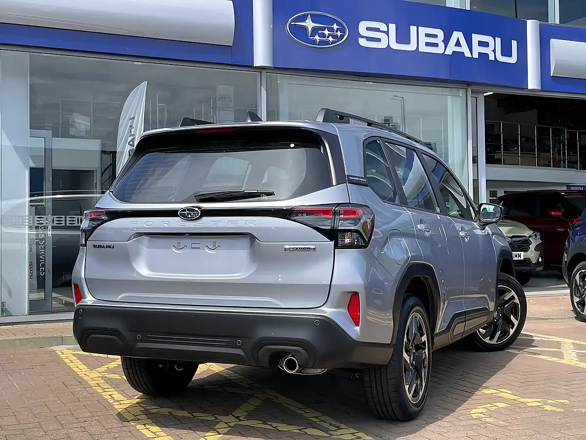 Used 2026 Subaru Forester Limited Silver - Interior and Exterior details 10