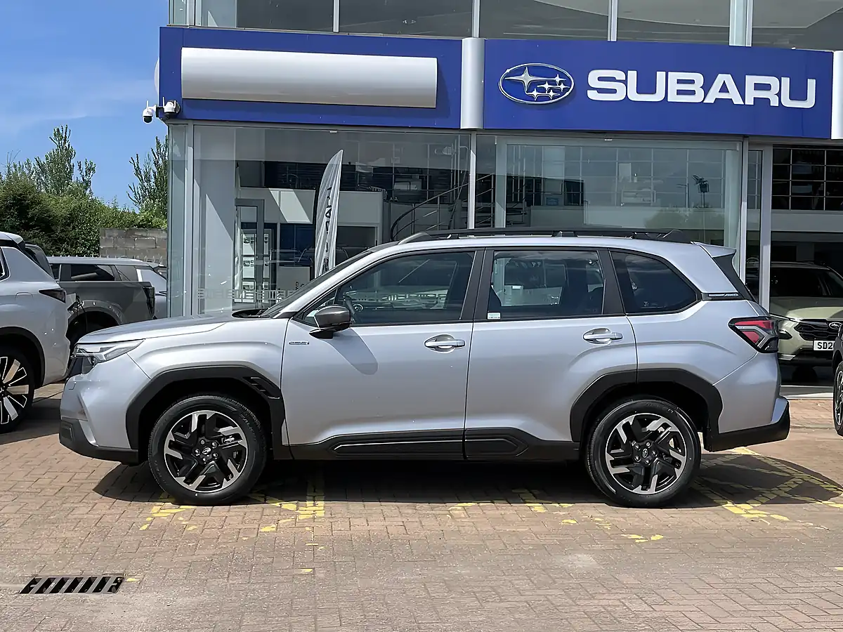 Used 2026 Subaru Forester Limited Silver - Interior and Exterior details 3