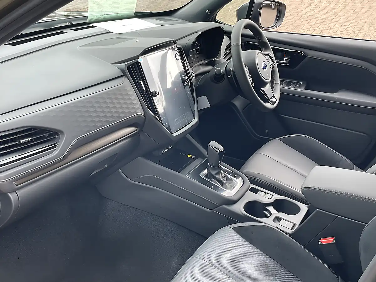 Used 2026 Subaru Forester Touring - Interior and Exterior details 6