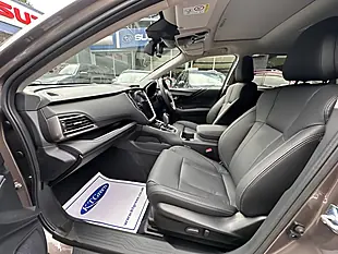 Used 2026 Subaru Outback Touring Brilliant Bronze - Interior and Exterior details 10