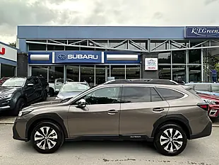 Used 2026 Subaru Outback Touring Brilliant Bronze - Interior and Exterior details 2