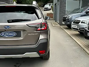Used 2026 Subaru Outback Touring Brilliant Bronze - Interior and Exterior details 20