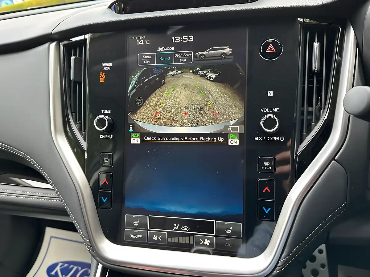 Used 2026 Subaru Outback Touring Silver - Interior and Exterior details 17