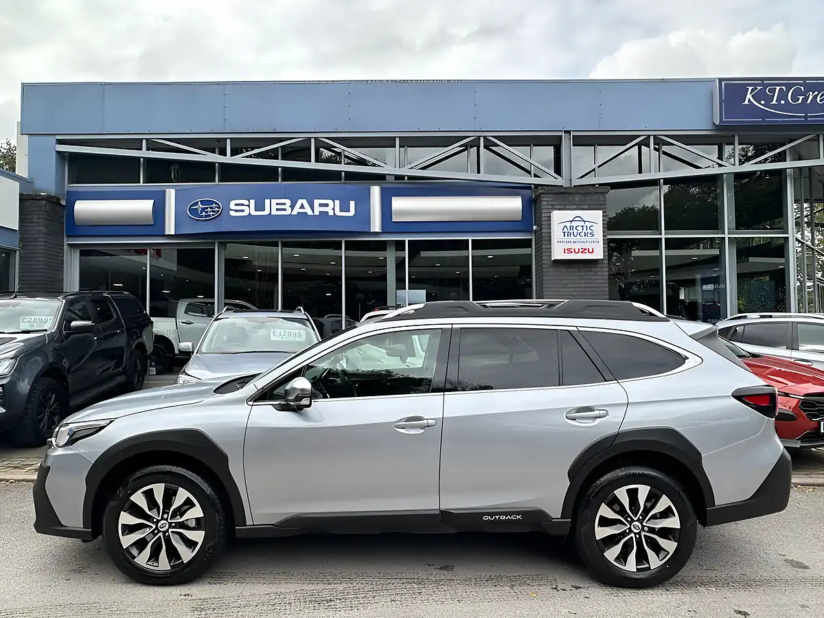 Used 2026 Subaru Outback Touring Silver - Interior and Exterior details 2