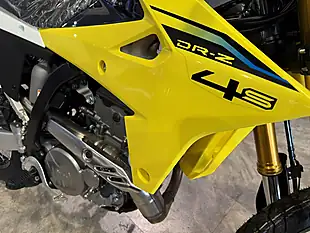 Used 2026 Suzuki DR-Z4S 400 Constant Mesh - Interior and Exterior details 8