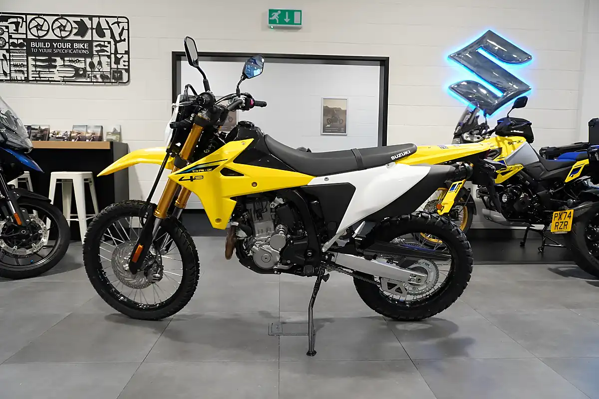 Used 2026 Suzuki DR-Z4S Champion Yellow - Interior and Exterior details 2