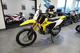 Used 2026 Suzuki DR-Z4S Champion Yellow - Interior and Exterior details 6