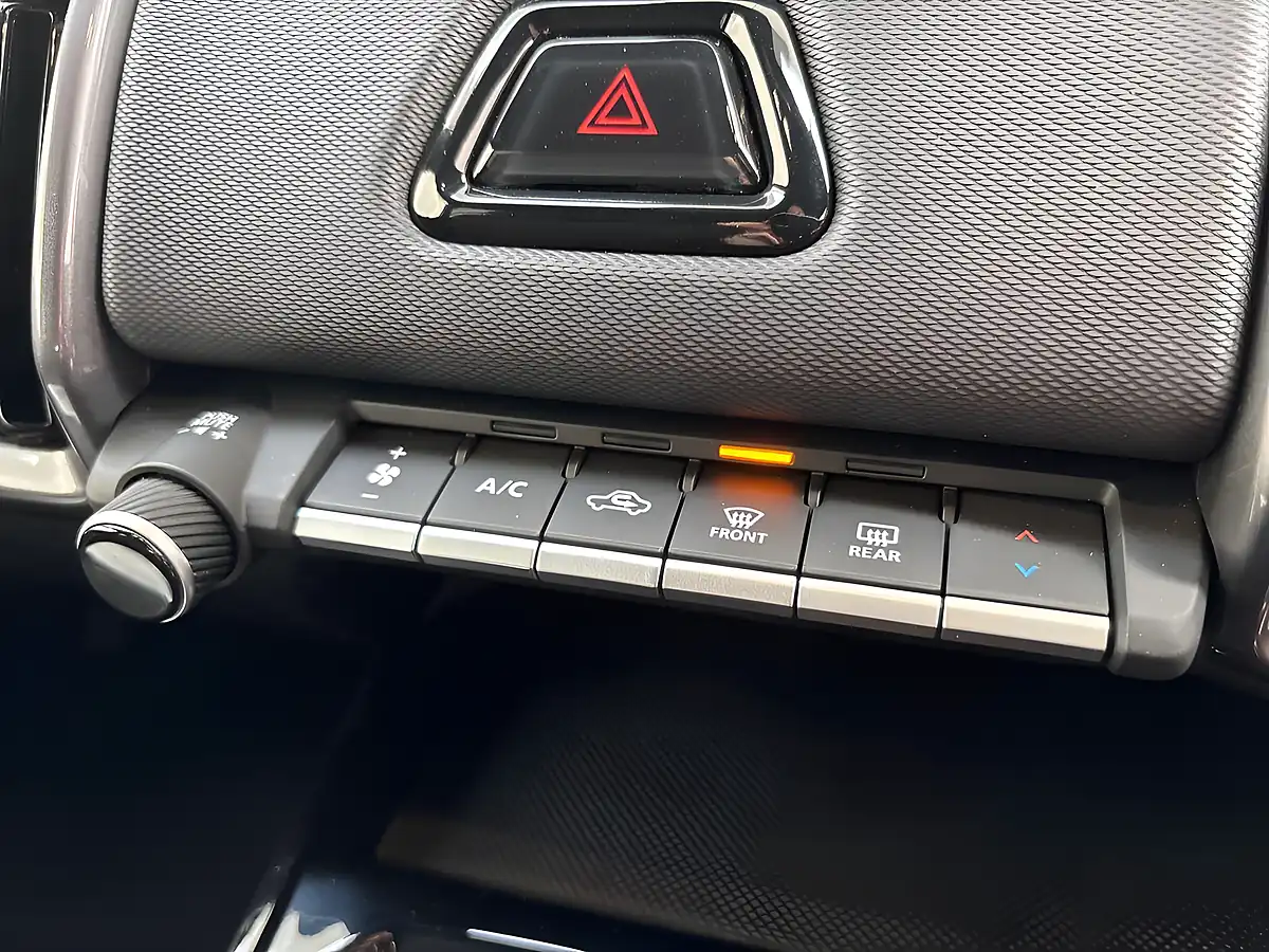 Used 2026 Suzuki E Vitara Motion Silver - Interior and Exterior details 14