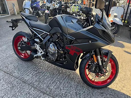 2026 Suzuki GSX-8R 800