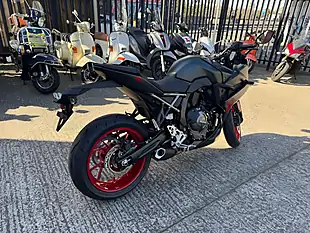 Used 2026 Suzuki GSX-8R 800 - Interior and Exterior details 12